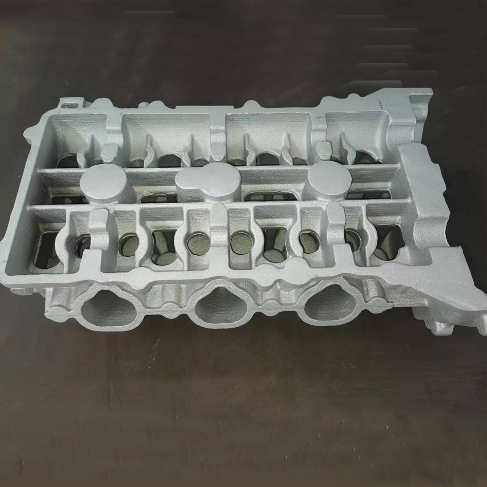 Engine cylinder head